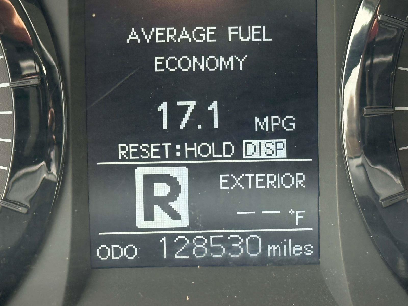 Used 2015 Toyota Sienna LE FWD image 36