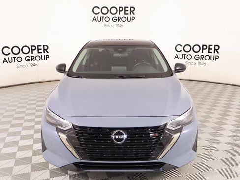 Used 2025 Nissan Sentra SR image 8