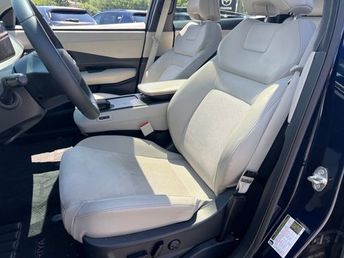 Used 2024 Nissan Ariya FWD image 31