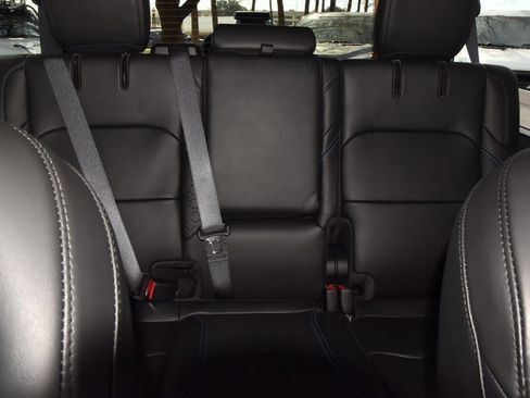 Used 2024 Jeep Wrangler High Altitude image 21