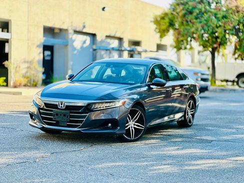 Used 2022 Honda Accord Touring image 1
