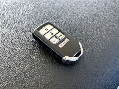 Used 2021 Honda Civic EX image 32