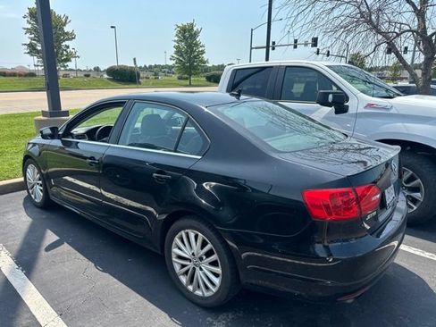 Used 2014 Volkswagen Jetta SEL FWD image 3