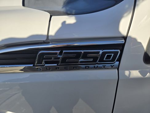Used 2012 Ford F250 XLT w/ XLT Interior Pkg image 7