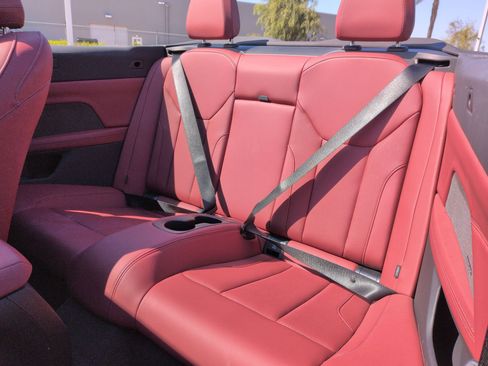 Used 2026 BMW 430i Convertible w/ M Sport Package image 29