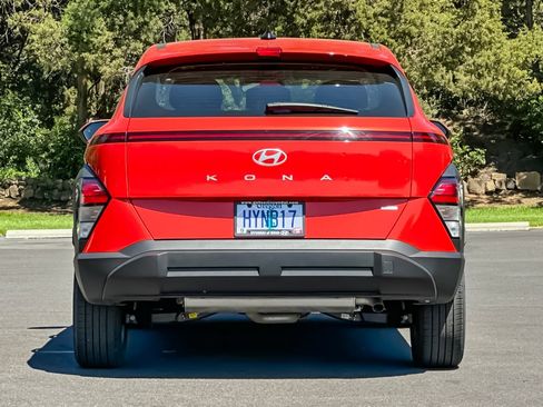 Used 2026 Hyundai Kona SE AWD/4WD image 5