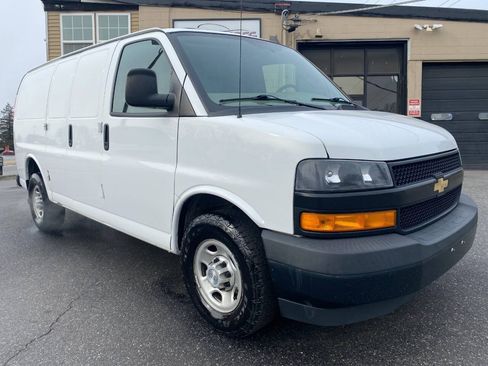 Used 2019 Chevrolet Express 2500 w/ Driver Convenience Package RWD image 1