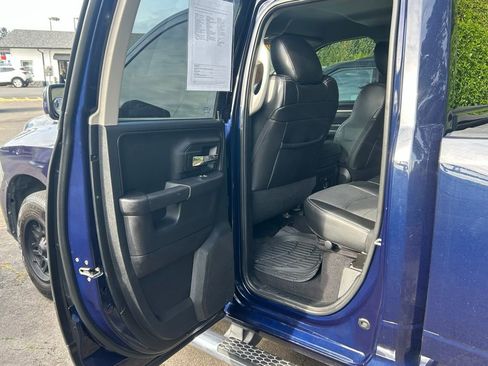 Used 2015 RAM 1500 Sport w/ Comfort Group AWD/4WD image 29