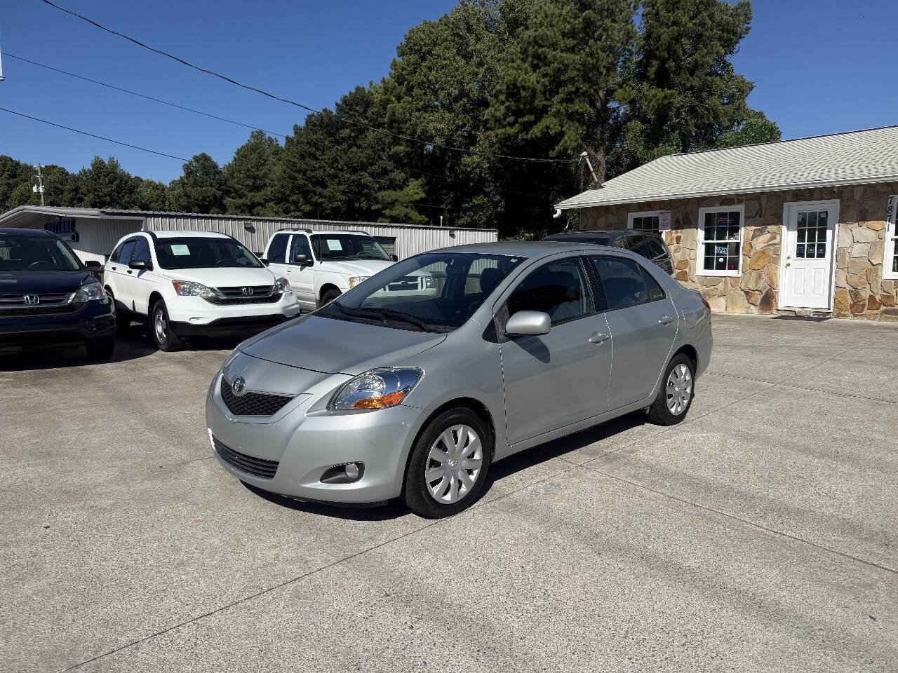 Used 2009 Toyota Yaris Sedan w/ PWR Pkg w/Steel Wheels FWD image 3