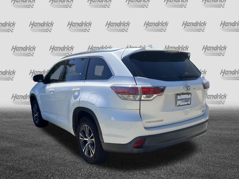 Used 2016 Toyota Highlander XLE FWD image 9