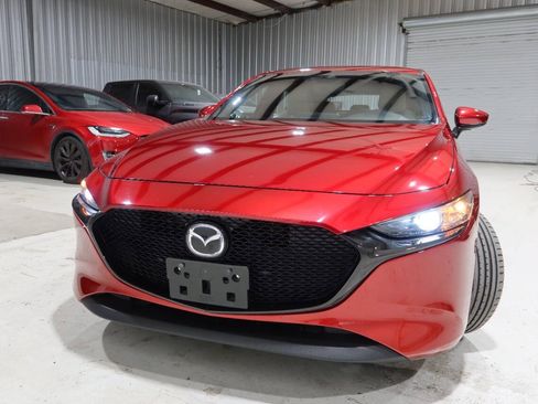 Used 2019 MAZDA MAZDA3 Hatchback FWD image 40
