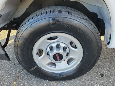 New 2025 GMC Savana 3500 w/ Power Convenience Package image 11