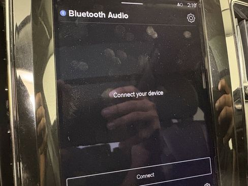 Used 2023 Volvo XC60 B5 Plus image 27