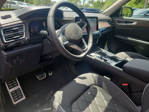 New 2026 Volkswagen Atlas SEL Premium R-Line image 23