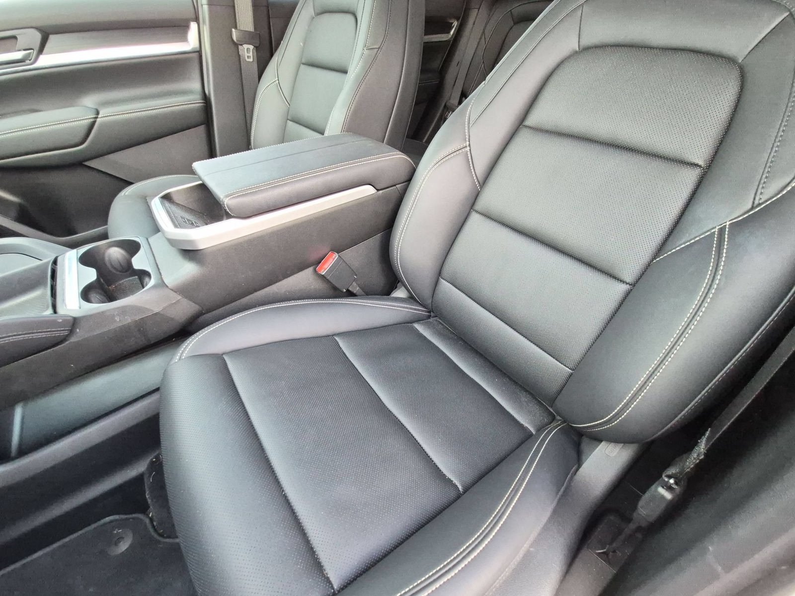Used 2026 GMC Terrain Elevation w/ Elevation Premium Package AWD/4WD image 24
