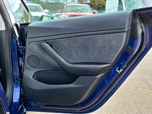 Used 2023 Tesla Model 3 Long Range AWD/4WD image 33