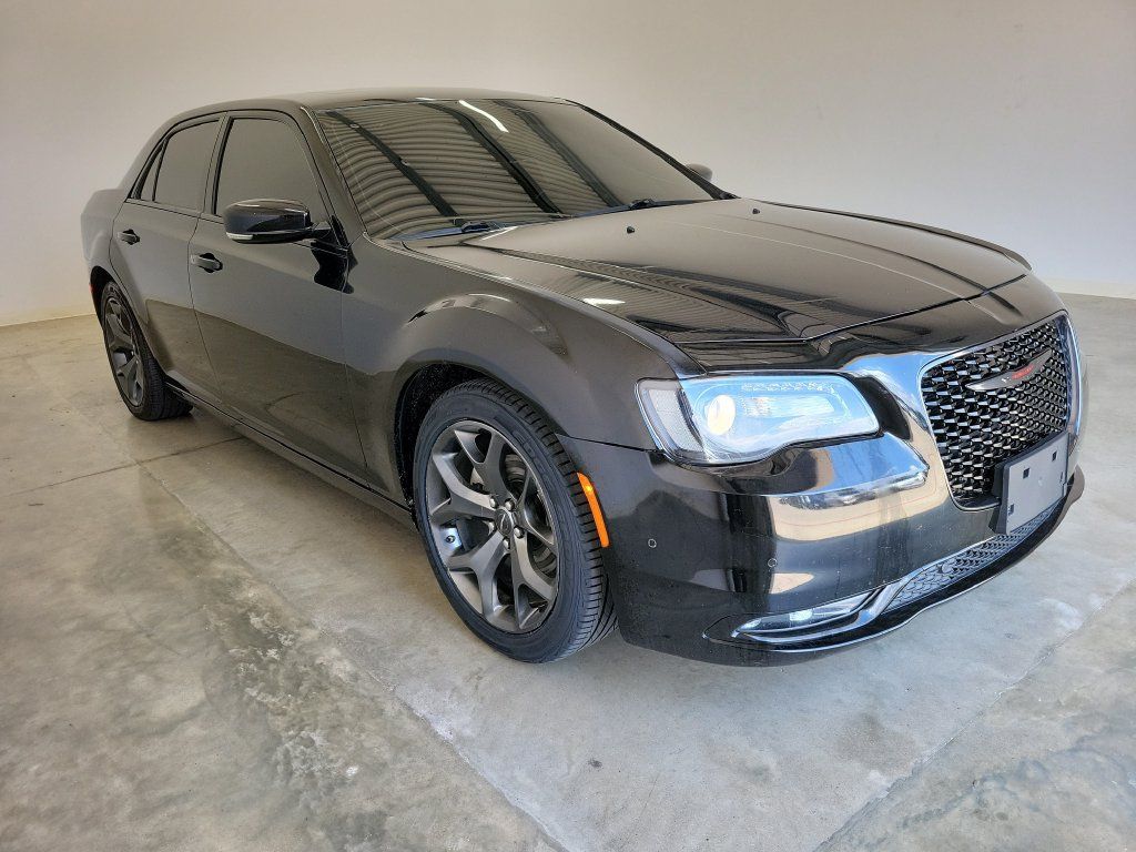 Used 2022 Chrysler 300 S RWD image 4