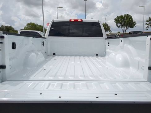 New 2025 RAM 2500 Tradesman AWD/4WD image 28