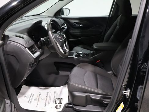 Used 2024 GMC Terrain SLE image 10