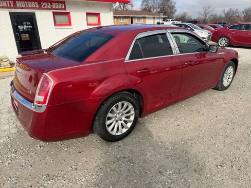 Used 2012 Chrysler 300 Base 4dr Sedan image 3