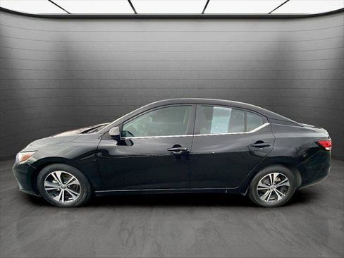 Used 2023 Nissan Sentra SV image 2