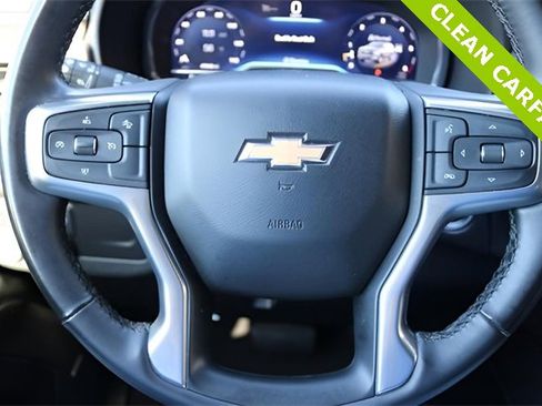 Used 2024 Chevrolet Suburban LT image 21