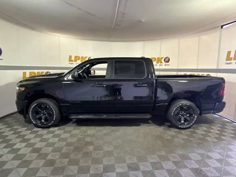 New 2026 RAM 1500 Express AWD/4WD image 7