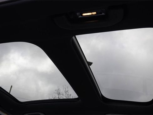 New 2026 Mercedes-Benz E 53 AMG e 4MATIC Sedan image 27