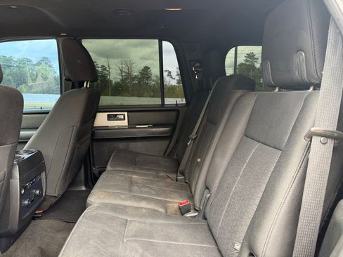 Used 2017 Ford Expedition XLT RWD image 11
