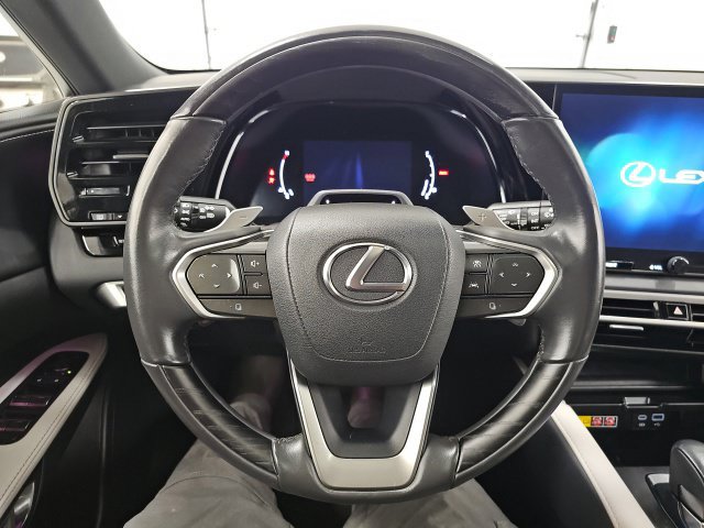 Used 2023 Lexus RX 350 Premium Plus w/ Accessory Package AWD/4WD image 17