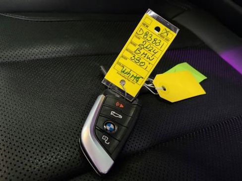 Used 2024 BMW 330i 330i image 14