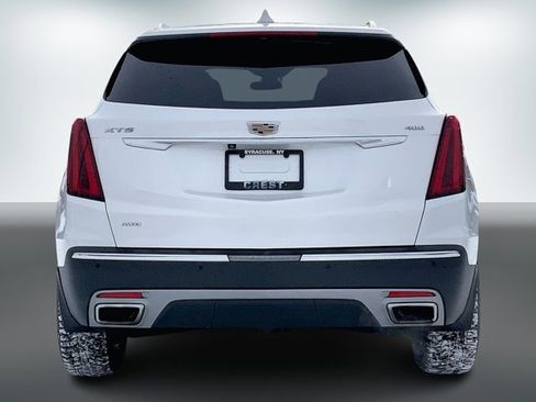 Used 2021 Cadillac XT5 Premium Luxury image 3