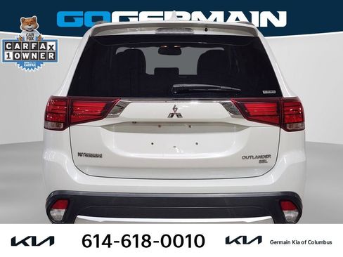 Used 2017 Mitsubishi Outlander SE image 16