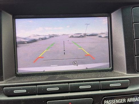 Used 2016 Ford Explorer FWD image 13