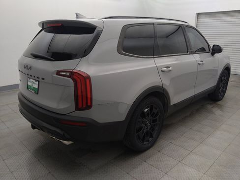 Used 2022 Kia Telluride SX w/ Nightfall Edition Package AWD/4WD image 9