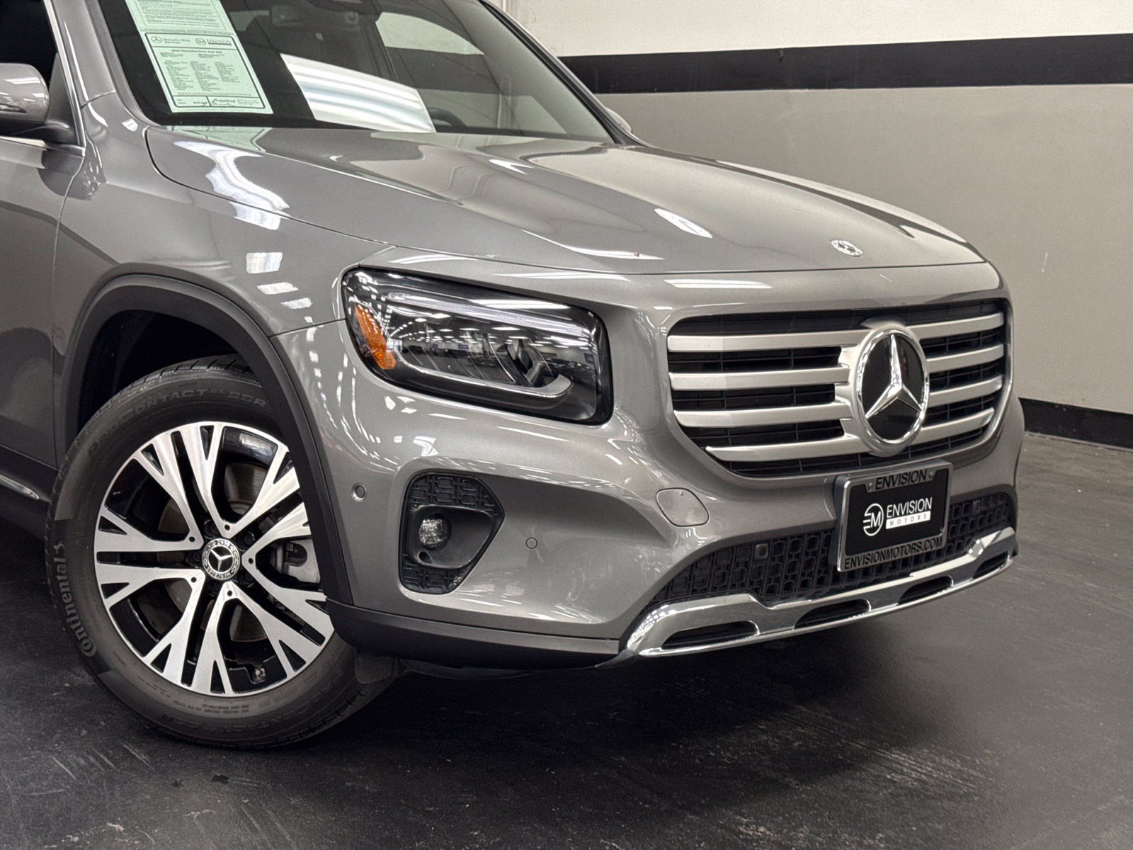 Used 2026 Mercedes-Benz GLB 250 image 3