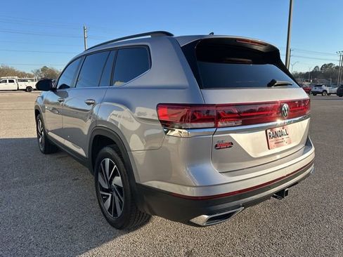 Used 2024 Volkswagen Atlas SE image 5