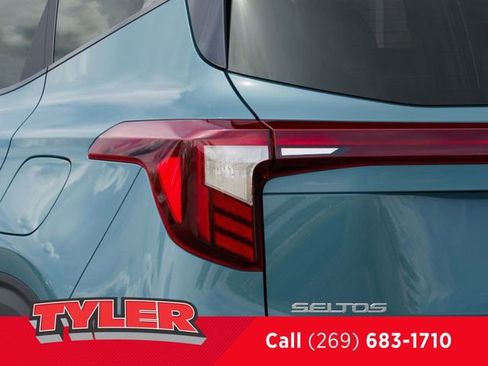 New 2026 Kia Seltos S AWD/4WD image 12