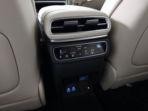 New 2026 Genesis GV80 2.5T Prestige AWD/4WD image 33