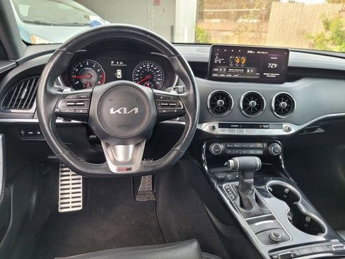 Certified 2022 Kia Stinger GT-Line RWD image 20