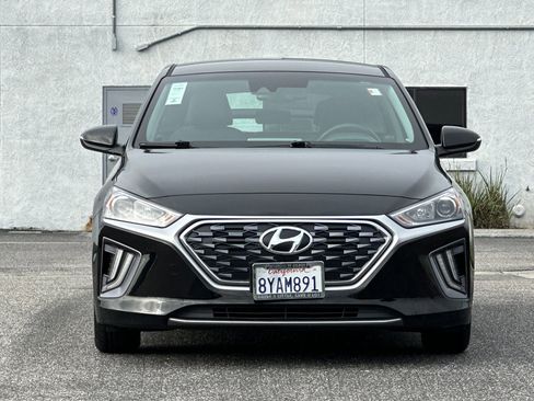 Used 2022 Hyundai Ioniq SE image 10