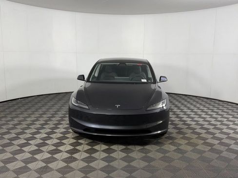 Used 2025 Tesla Model 3 Long Range RWD image 9