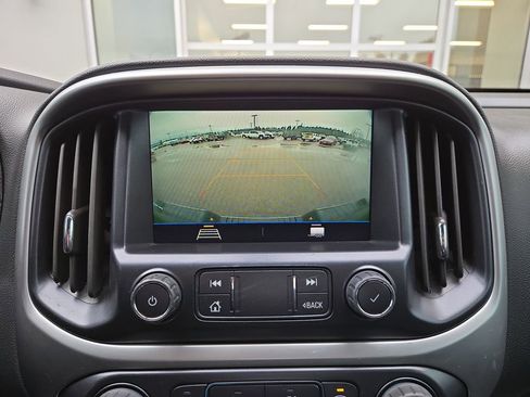 Used 2022 Chevrolet Colorado LT image 24