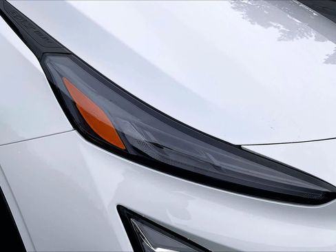 Used 2023 Chevrolet Bolt EUV LT w/ Convenience Package image 30