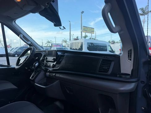 Used 2020 Ford Transit 250 148 High Roof Extended RWD image 17