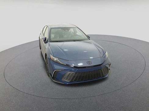 New 2026 Toyota Camry SE image 14