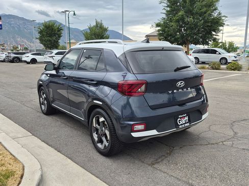 Used 2021 Hyundai Venue w/ Cargo Package FWD image 8
