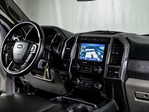 Used 2021 Ford F350 XLT w/ XLT Premium Package AWD/4WD image 22