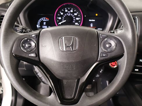 Used 2020 Honda HR-V EX image 3