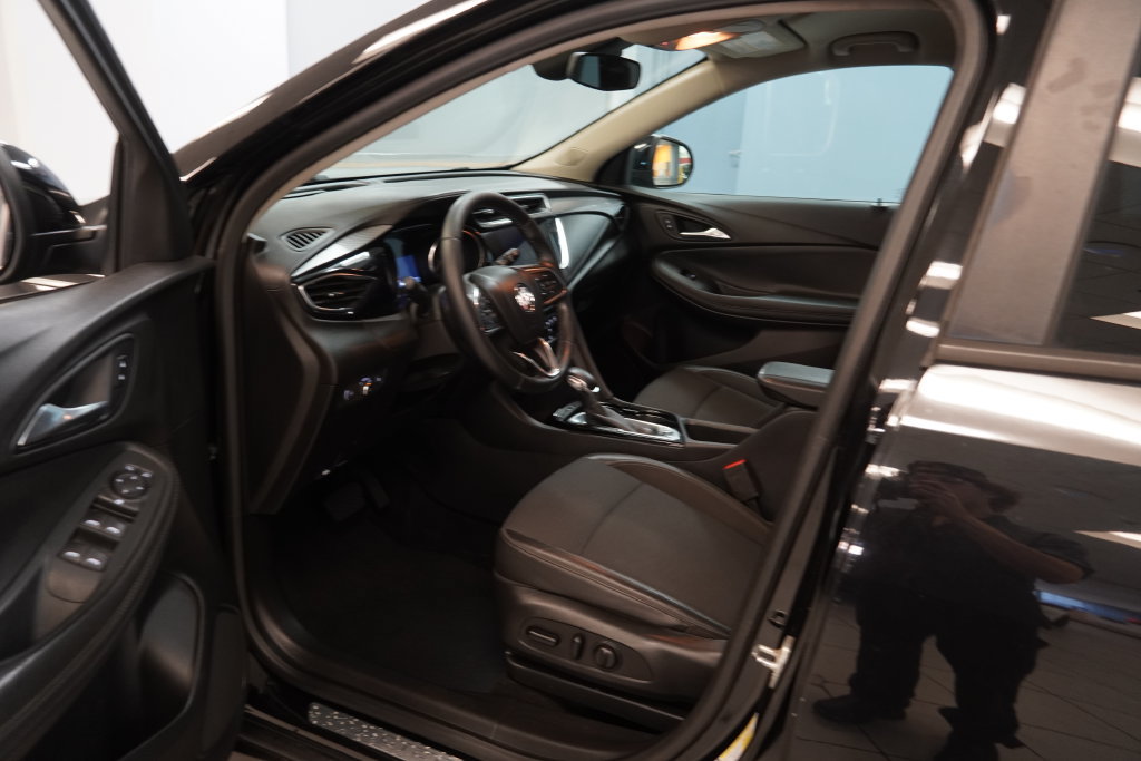 Used 2020 Buick Encore GX Select FWD image 12